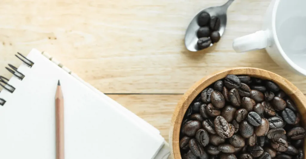 como manter o hábito diário do café e economizar