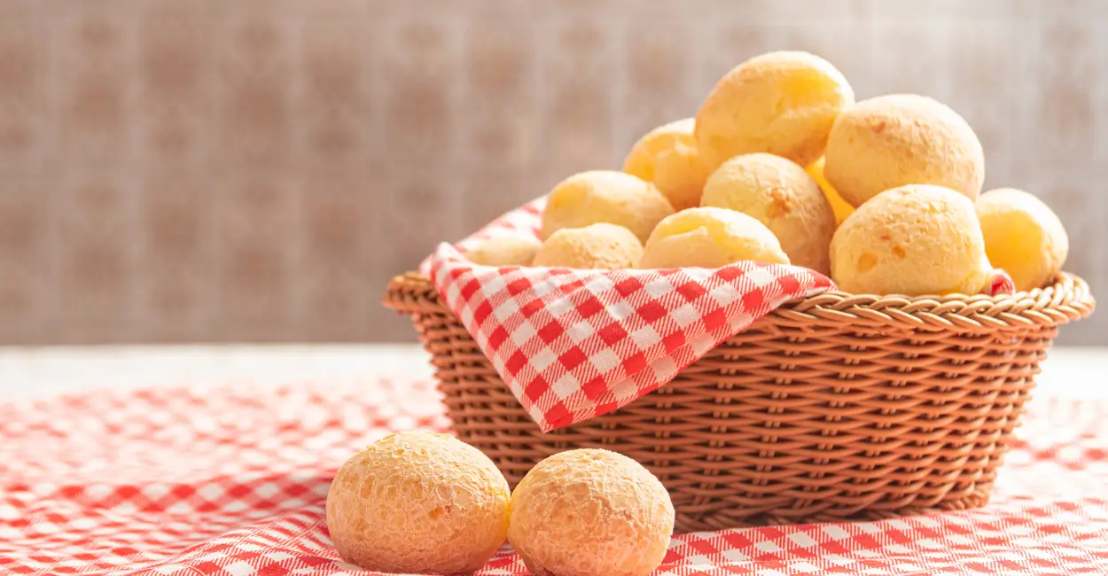 receita rápida de pão de queijo