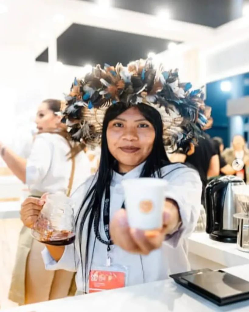 Celeste é barista indígena, pioneira