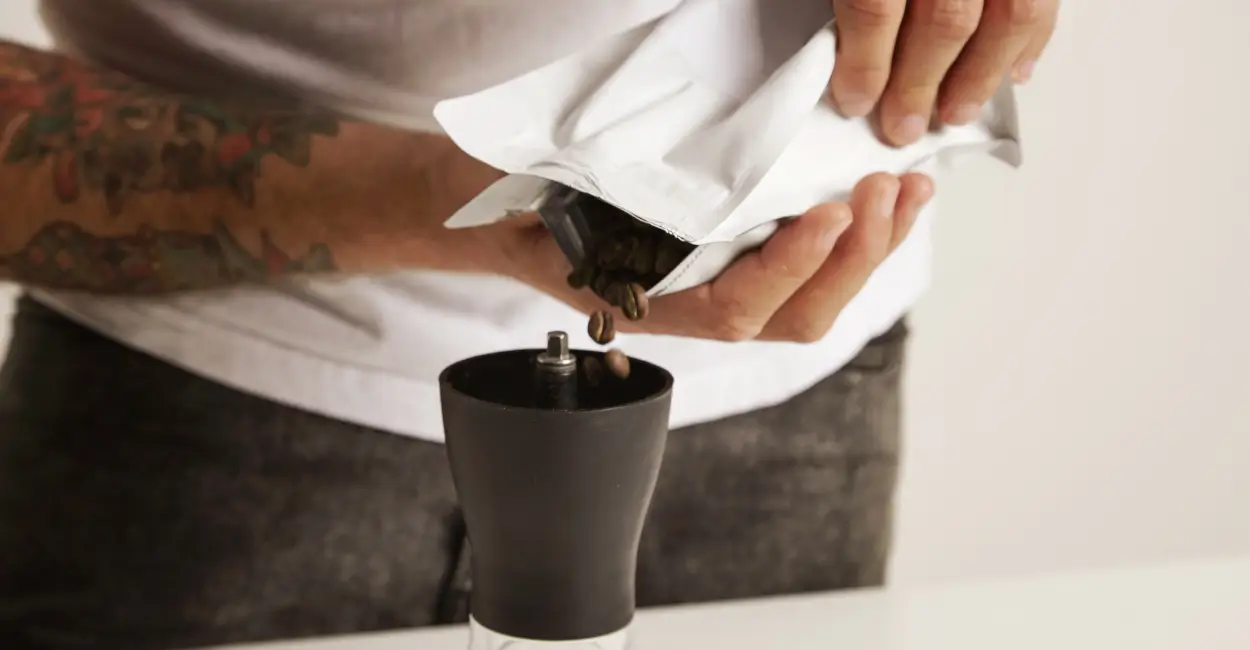 Moedor manual para café espresso vale a pena?